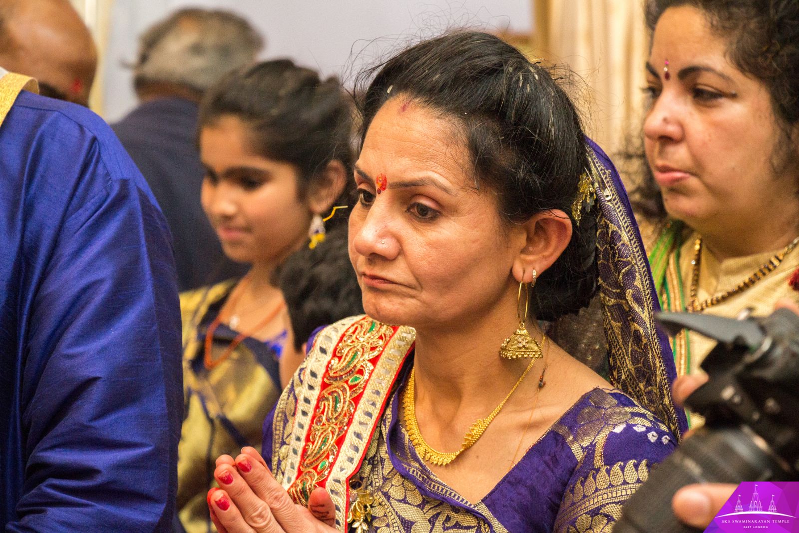 ©1987-2017 SKS Swaminarayan Temple East London